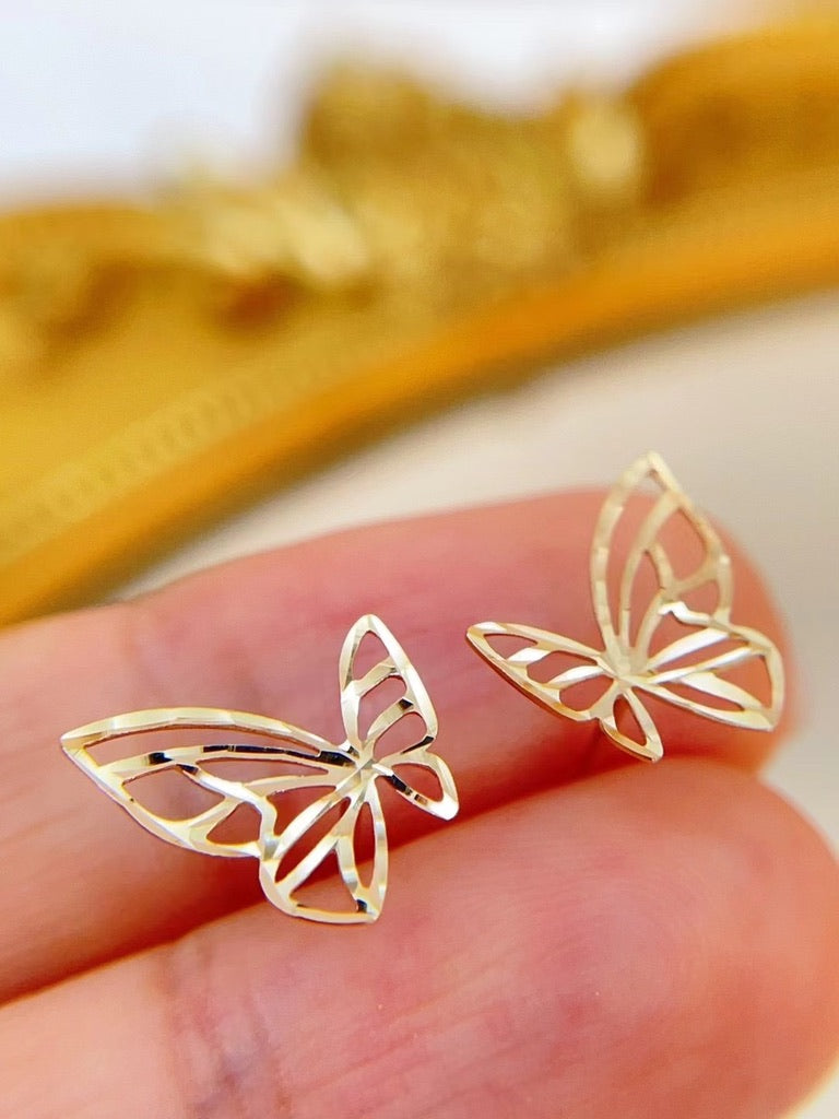 18K Gold Butterfly Earring