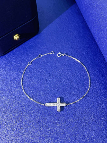 18K Gold Diamond Bracelet Cross