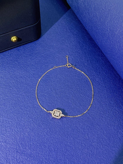 18K Gold Diamond Bracelet Square