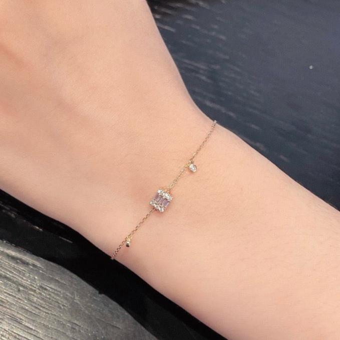 18K Gold Diamond Bracelet Square with stars