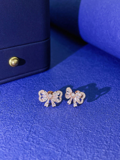 18K Diamond Ribbon Earring