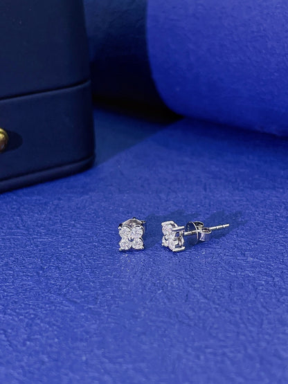 18K Diamond Four-Leaf Earring