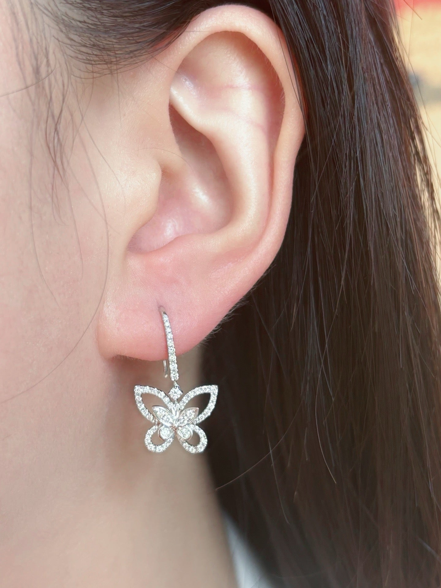 18K Diamond Dropping Butterfly Earring