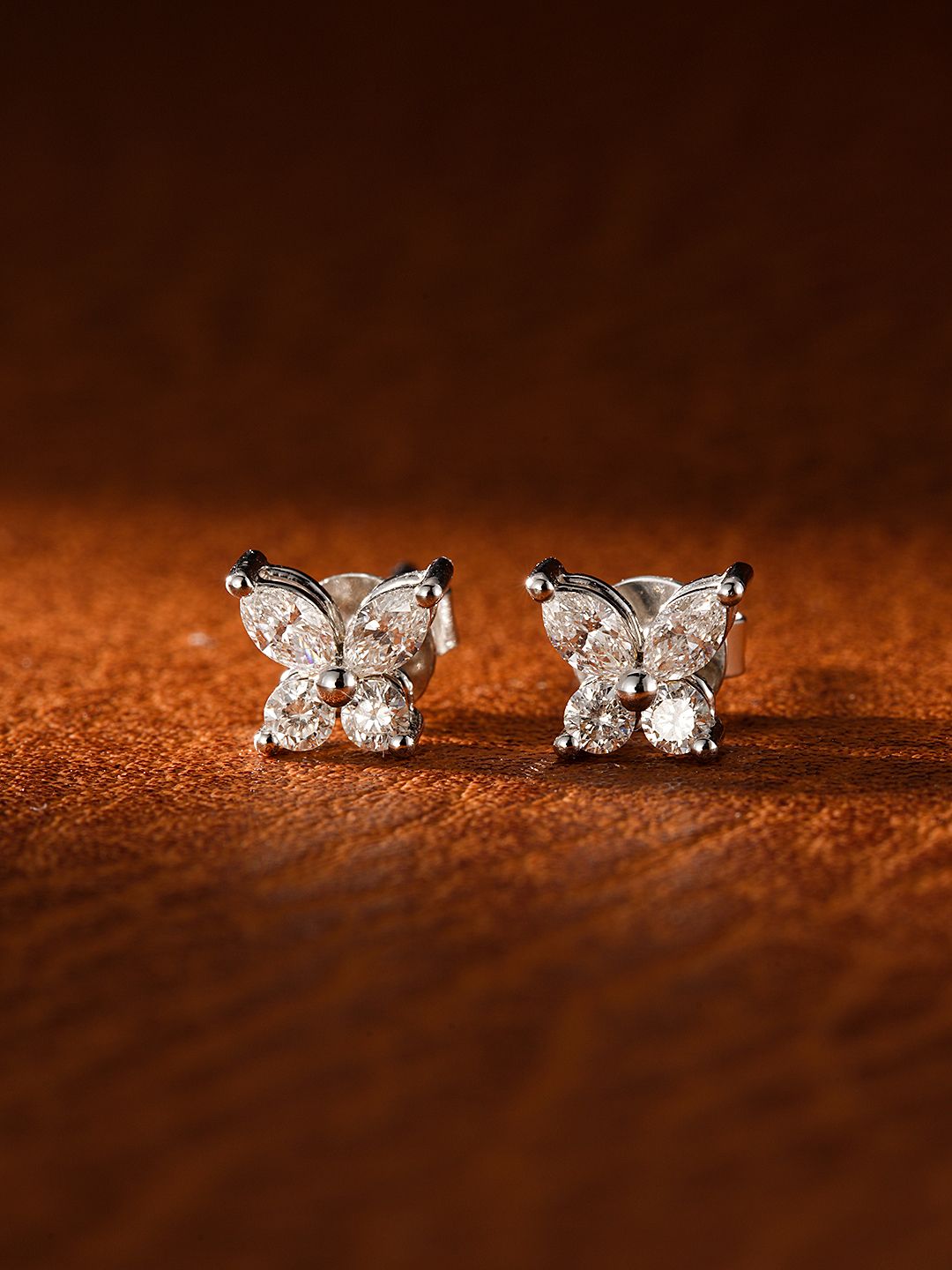 18K Diamond Butterfly Earring