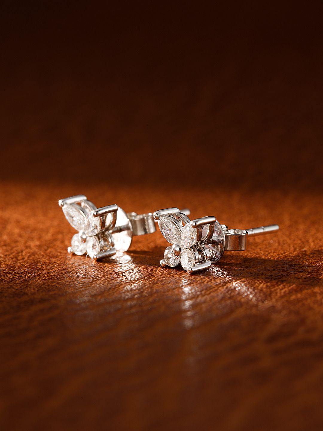 18K Diamond Butterfly Earring