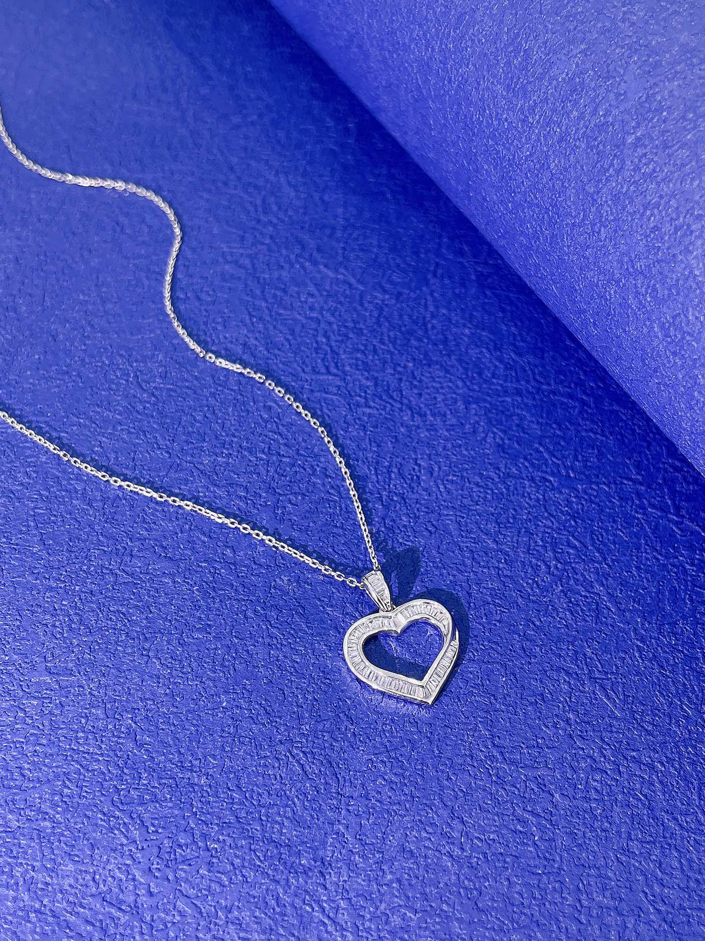 18K Diamond Heart Necklace