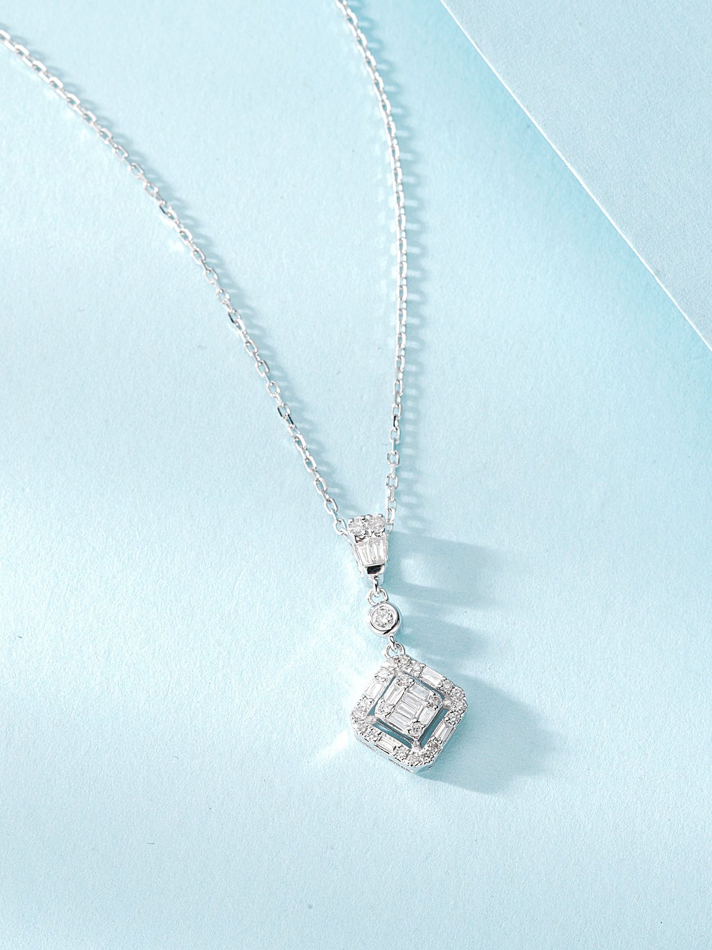 18K Diamond Rhombus Necklace