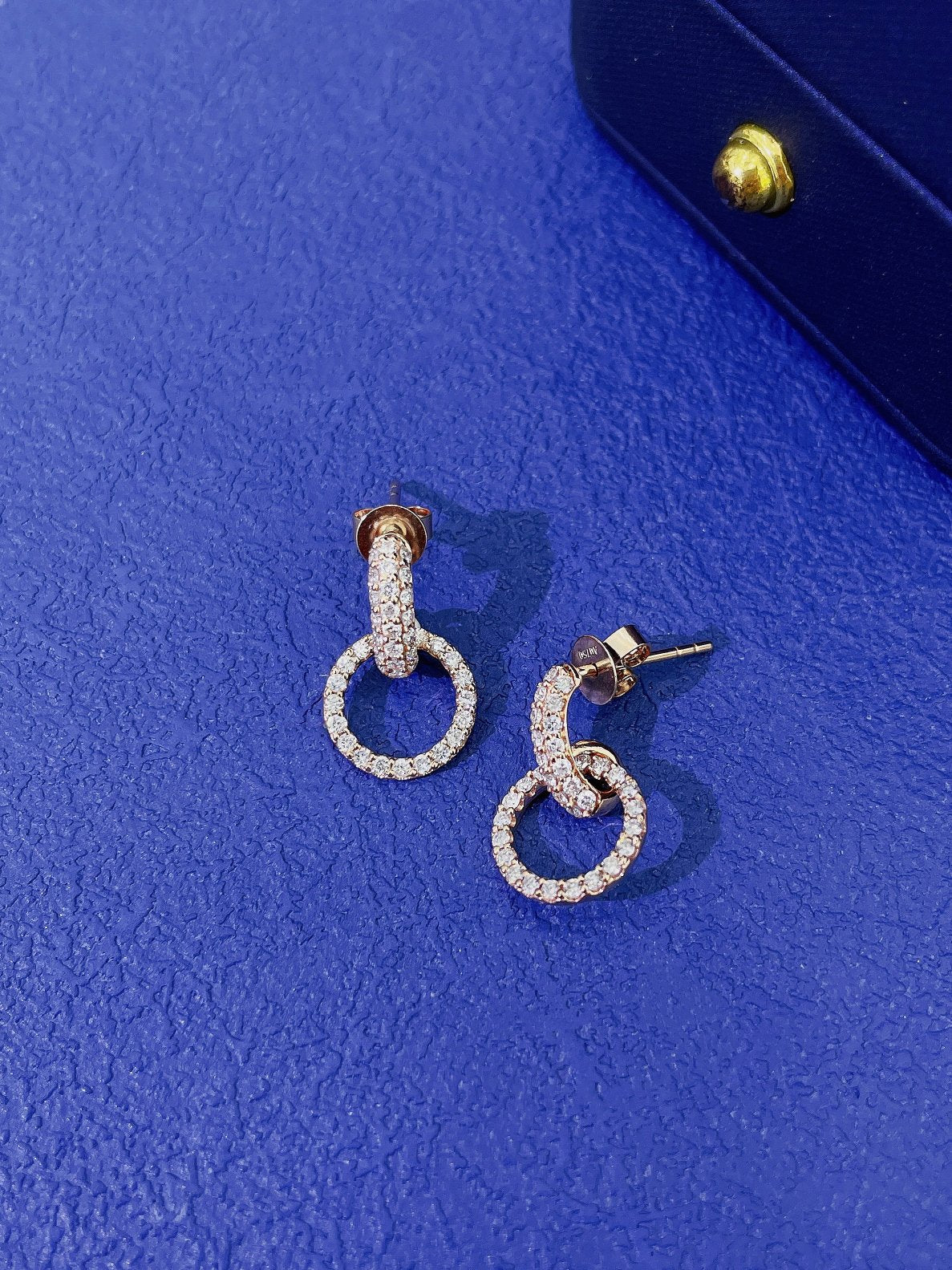 18K Diamond Circle Drop Earring (Small)