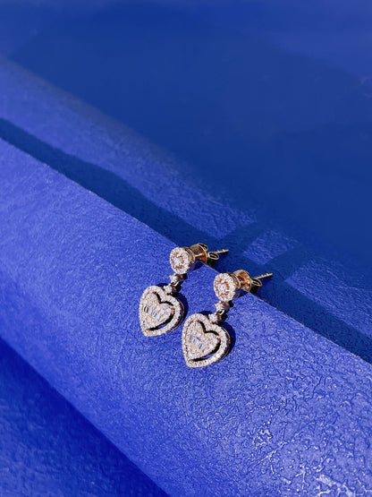 18K Diamond Heart Earring