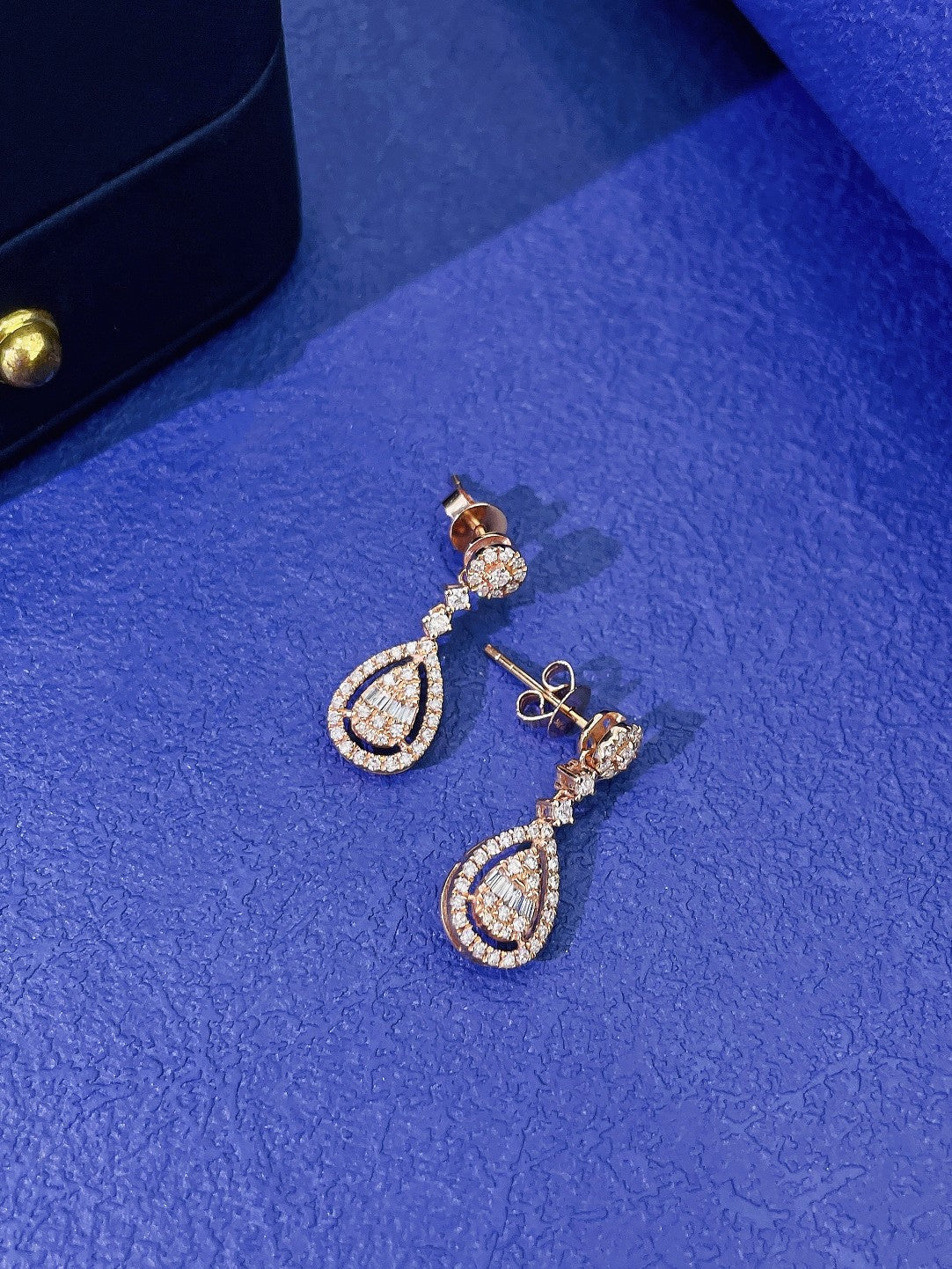 18K Diamond Water Drop Earring