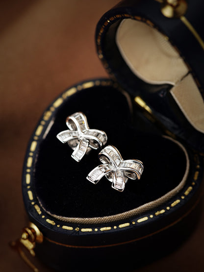 18K Diamond Ribbon Earring