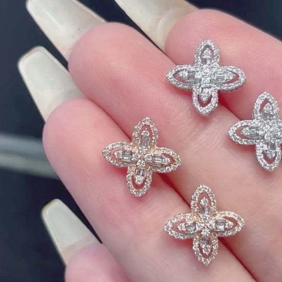 18K Diamond Earring Four Leaf Flower