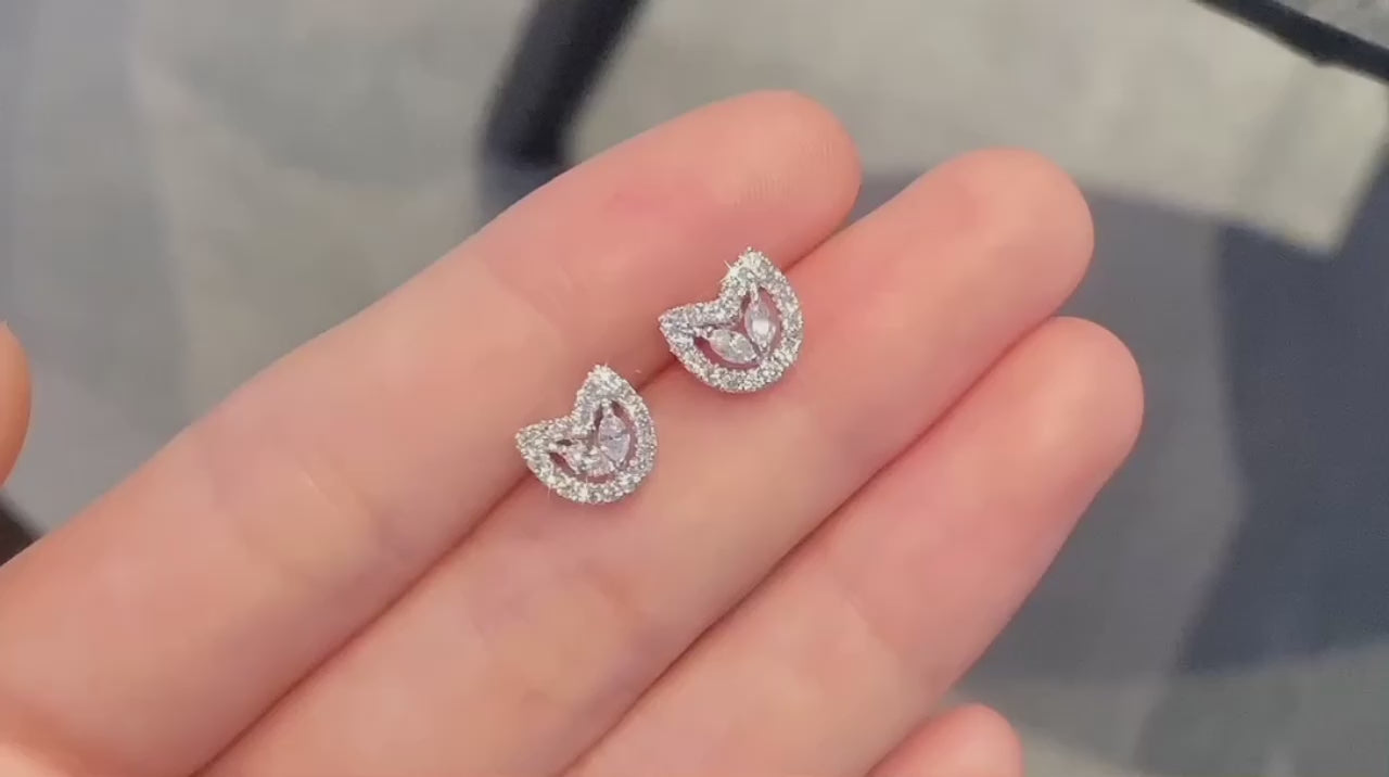 18K Diamond Earring Cat