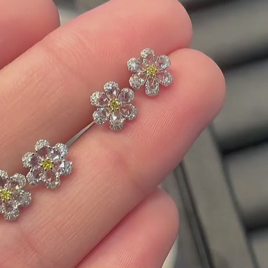 18K Yellow Diamond Flower Earring